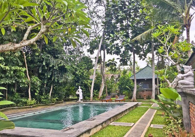 Hotel Wana Ukir Ubud