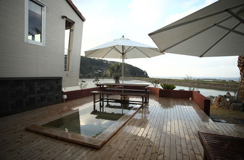 Jeju Lake Pension