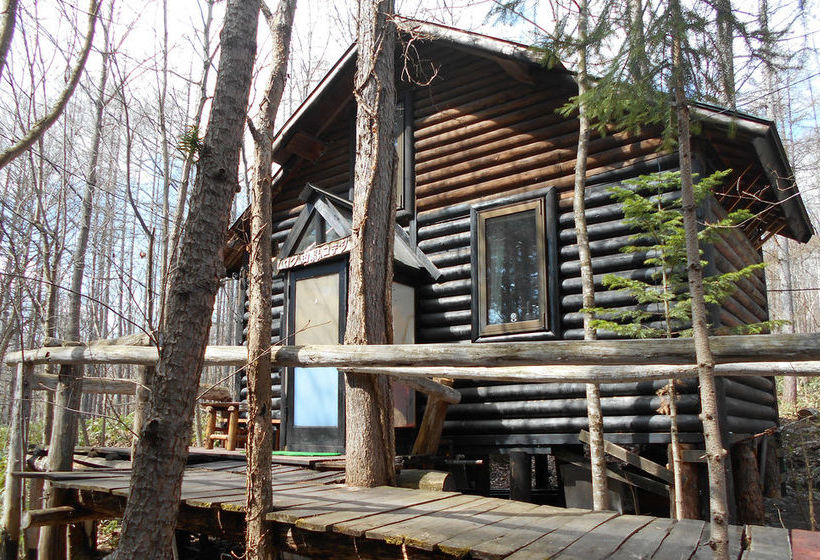 Log Yukari Guest House