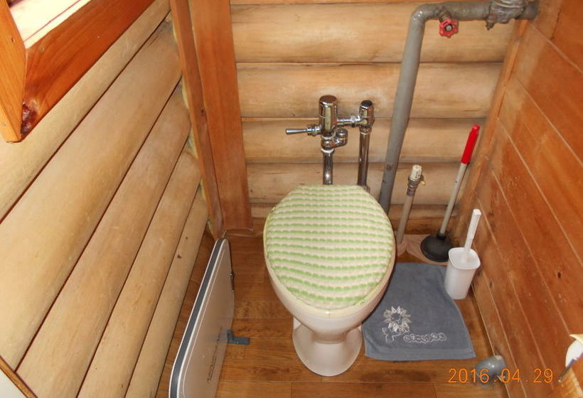 Log Yukari Guest House