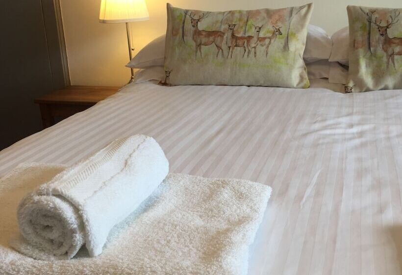 مبيت وإفطار Lovat House