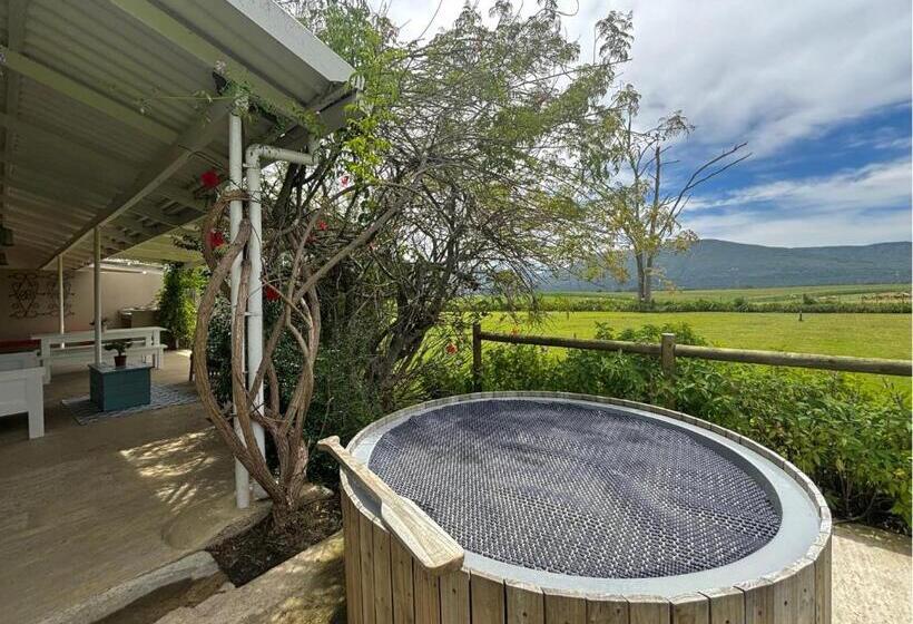 Oakhurst Farm Cottages