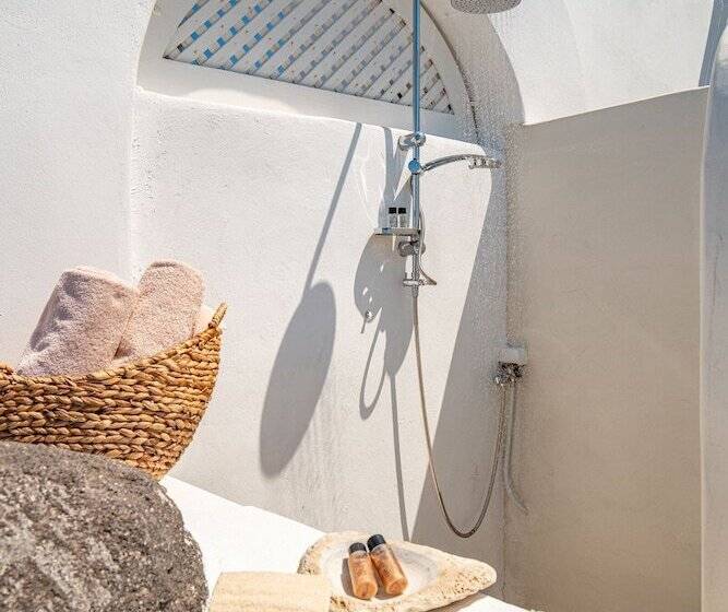 Ode Villa