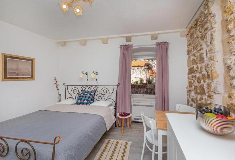 بنسيون Booba Rooms