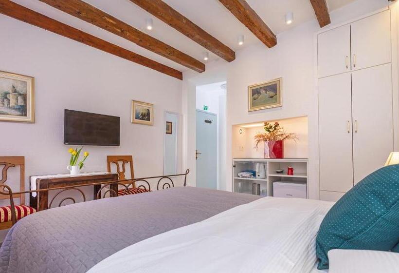 بنسيون Booba Rooms