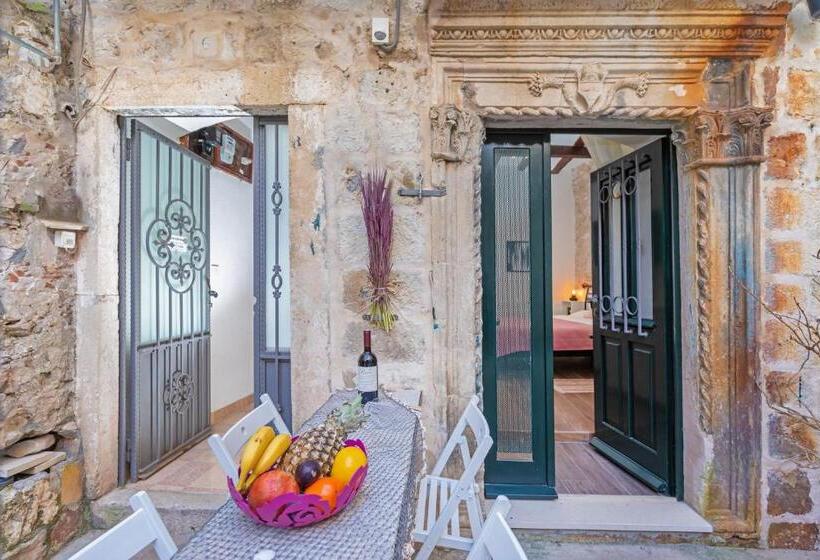 بنسيون Booba Rooms