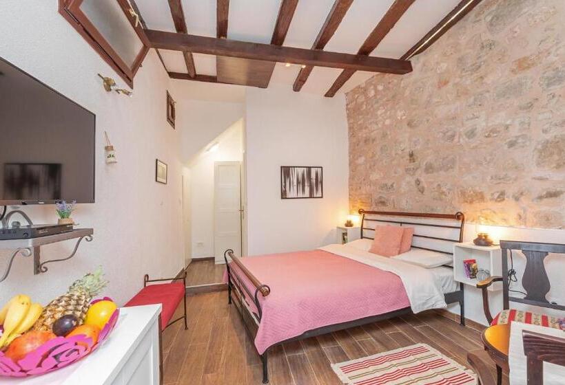 بنسيون Booba Rooms