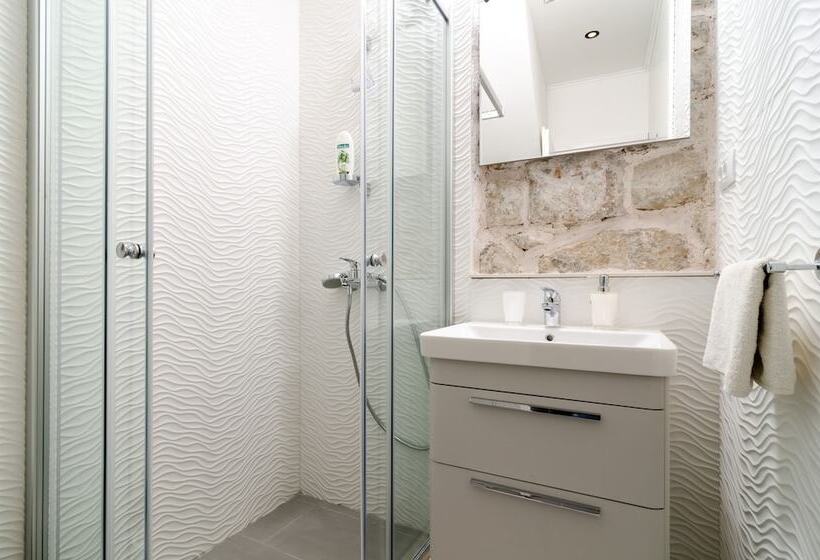 بنسيون Booba Rooms