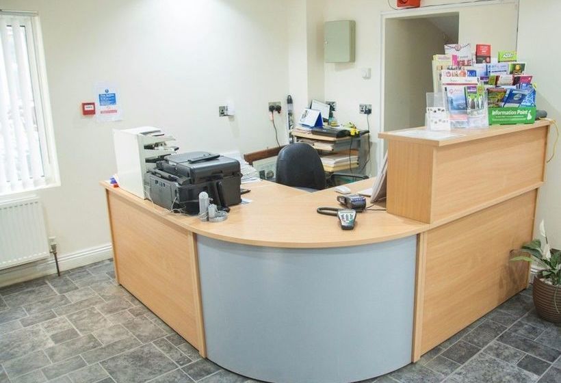 פנסיון Cherwell Guest House