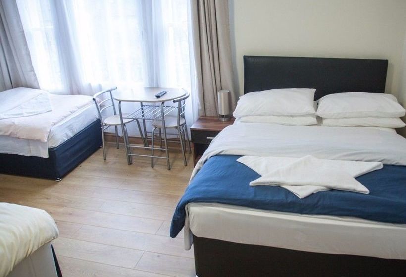 פנסיון Cherwell Guest House