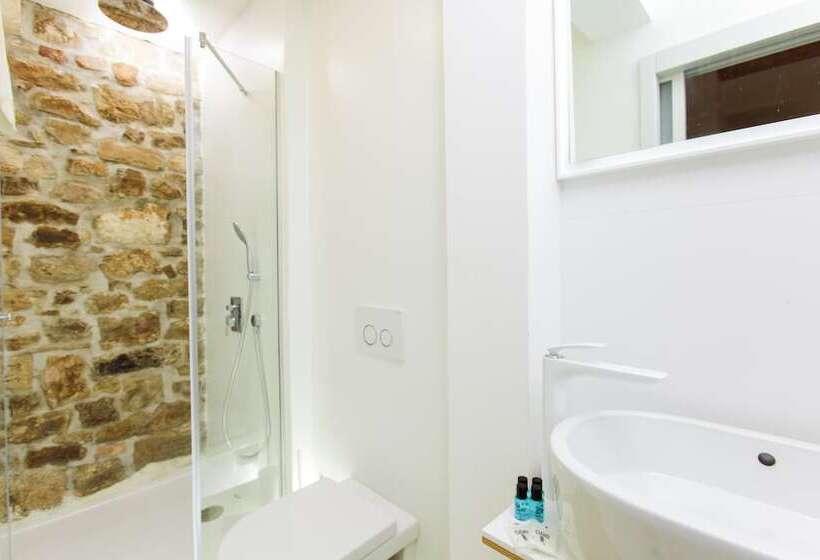 پانسیون Grgur Ninski Rooms