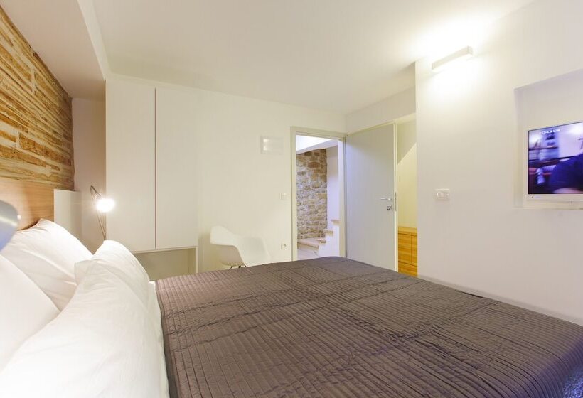 پانسیون Grgur Ninski Rooms