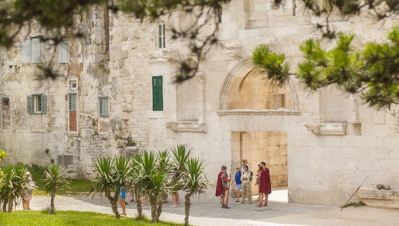 پانسیون Grgur Ninski Rooms