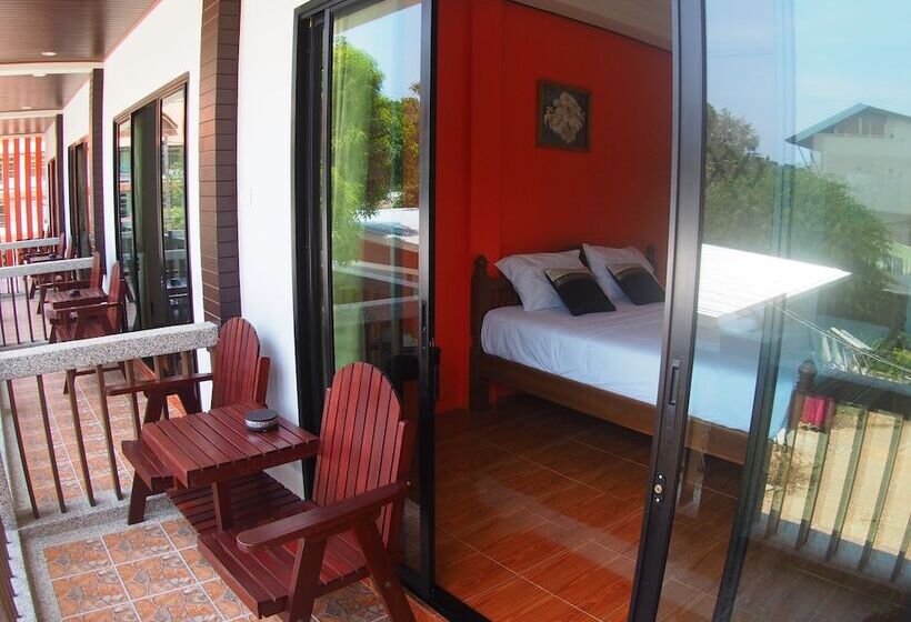 펜션 Phongpipat Lanta Mansion