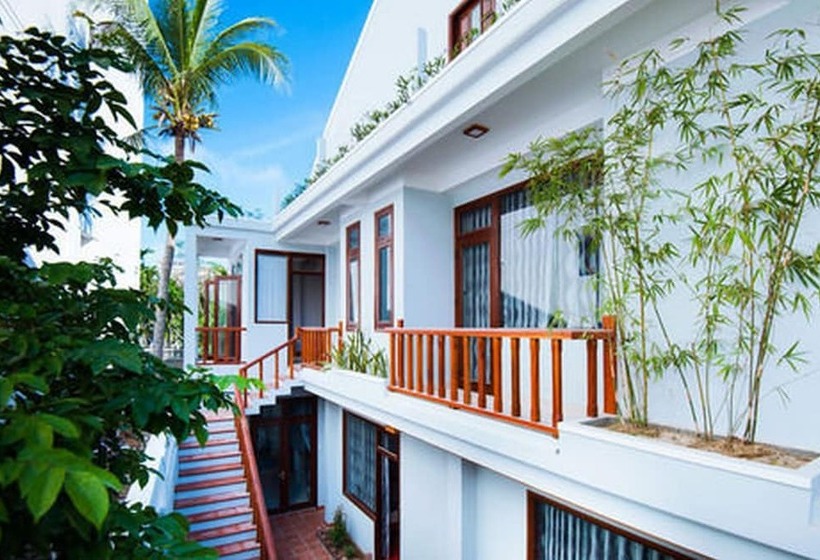 پانسیون Riverside Plum Garden Villa