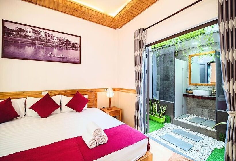 پانسیون Riverside Plum Garden Villa