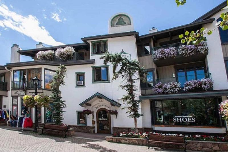 Plaza Lodge By Destination