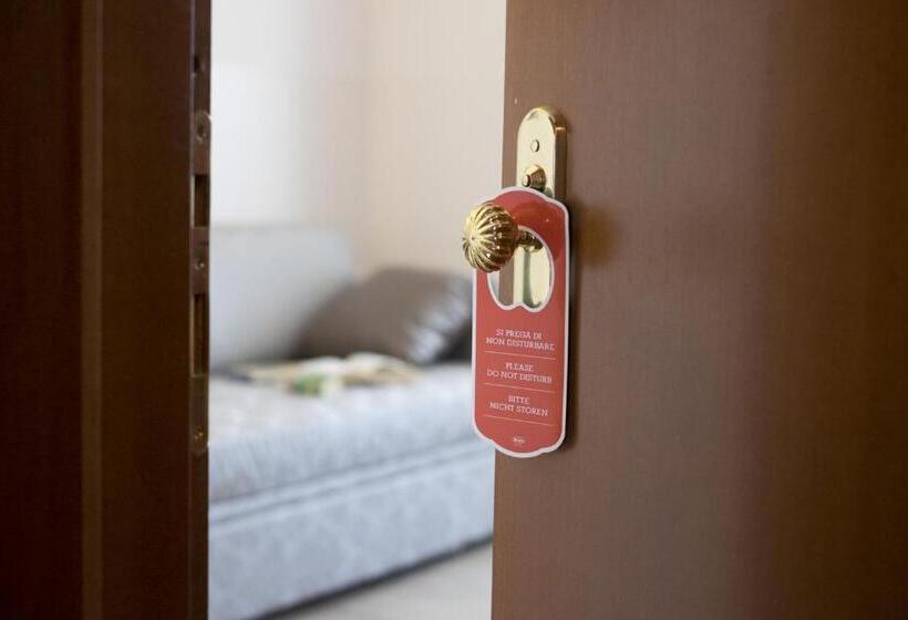 Residence Caffé Savona