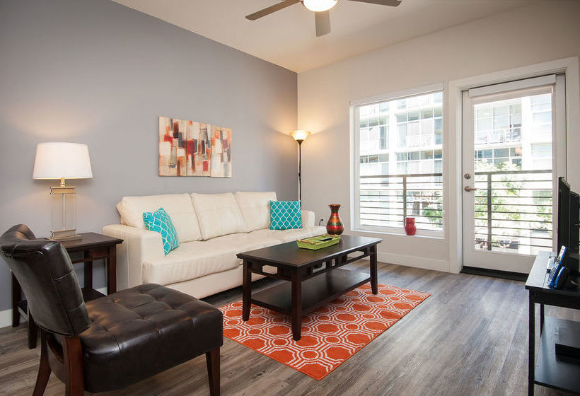 Sunshine Suites At East Village