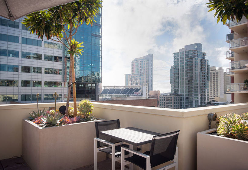 Sunshine Suites At East Village