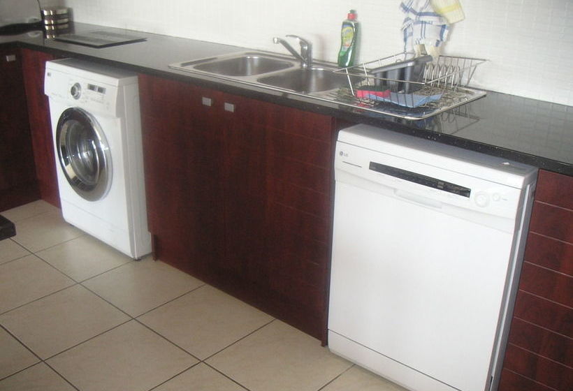 Waterside Living Nautilus 01