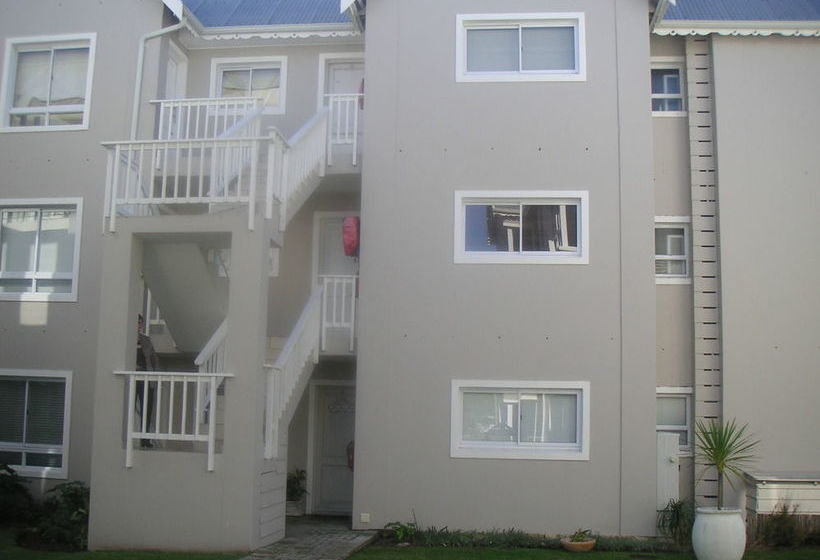 Waterside Living Nautilus 01