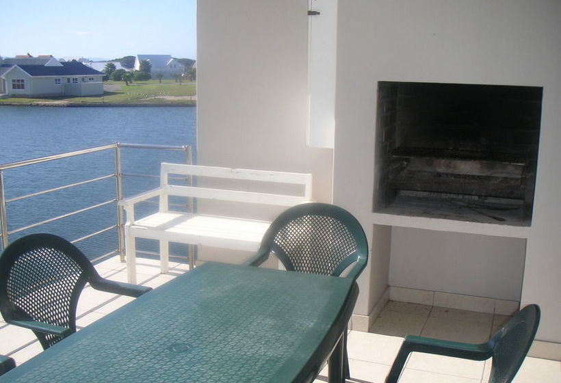 Waterside Living Nautilus 01