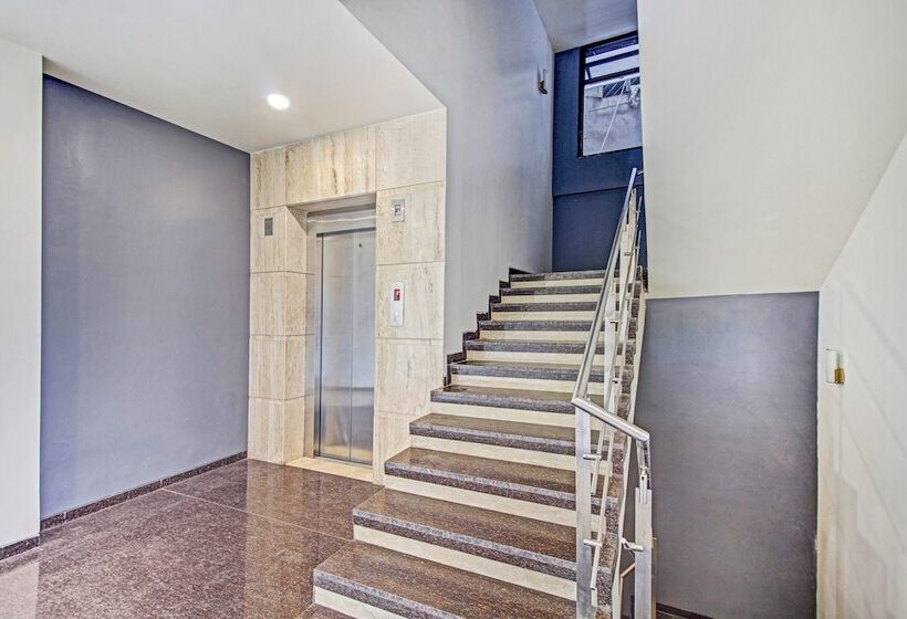 Fabhotel Naman Palace