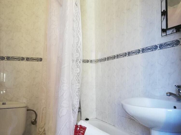 ユースホステル 24h Hostal Antequera