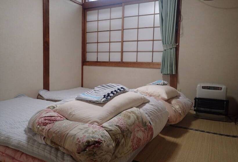 Guest House Shikotsu Kamui   Hostel