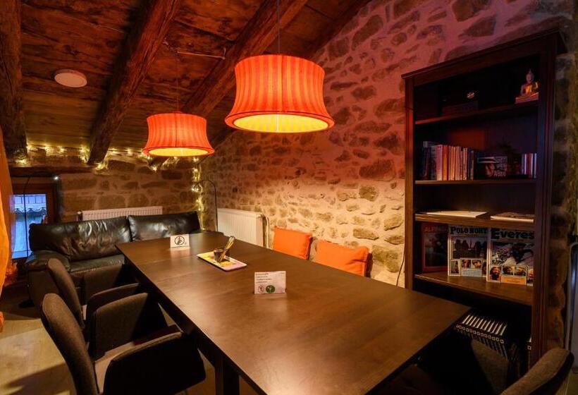 Albergue Valderrobres Auto Check In