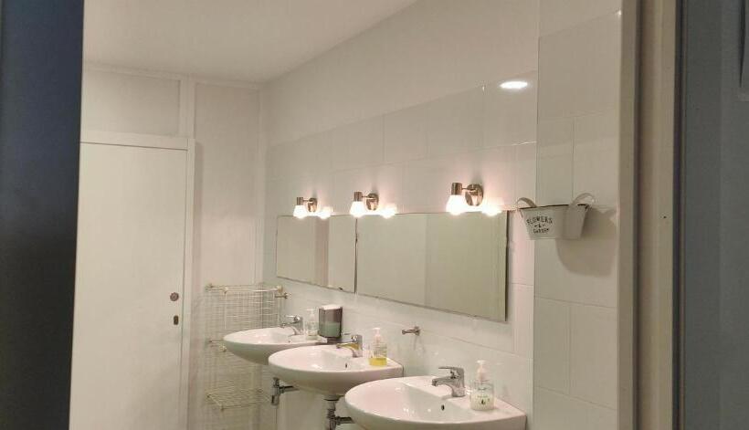 Albergue Valderrobres Auto Check In