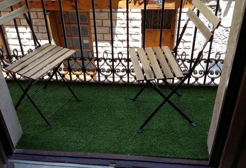 Albergue Valderrobres Auto Check In