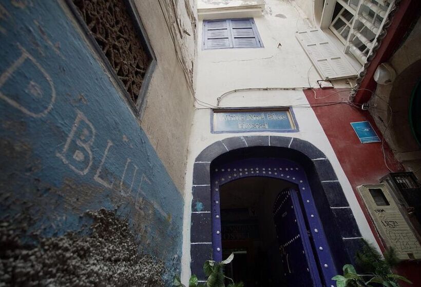 ユースホステル White And Blue