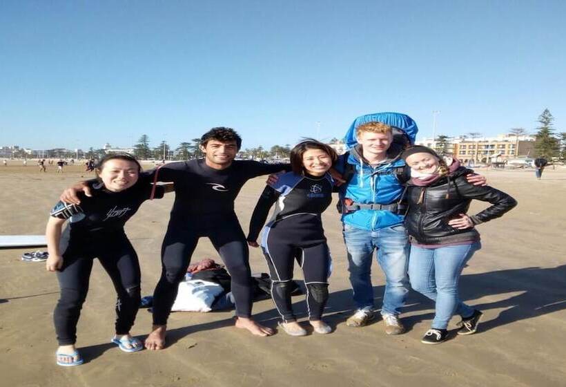 ユースホステル White And Blue