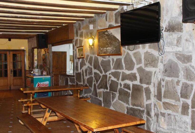 Albergue Refugio Sargantana