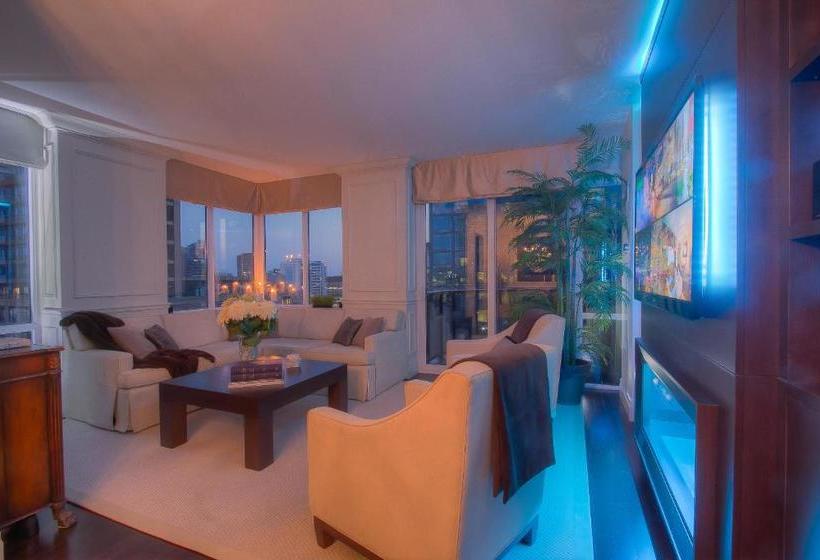 Sky Suites Yorkville