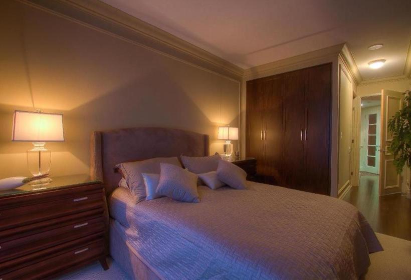 Sky Suites Yorkville