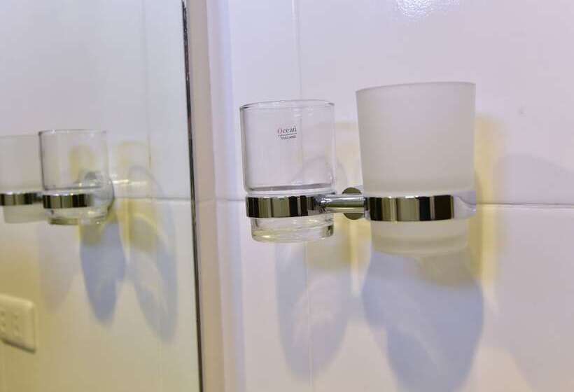 Anahaw Apartments Whitebeach