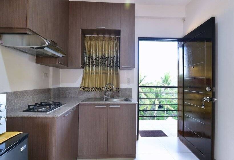 Anahaw Apartments Whitebeach