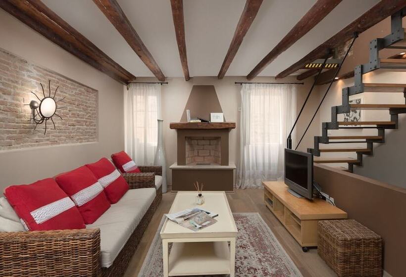 Angelo D'oro Holiday Home Silva