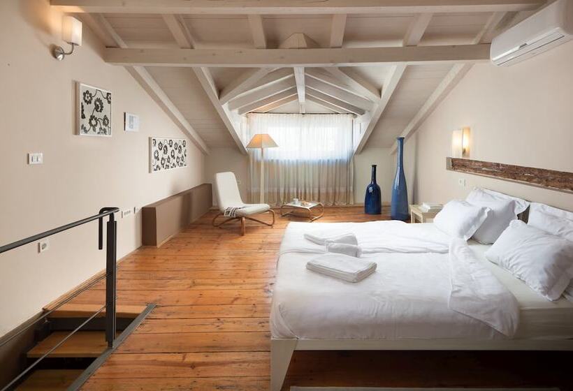 Angelo D'oro Holiday Home Silva