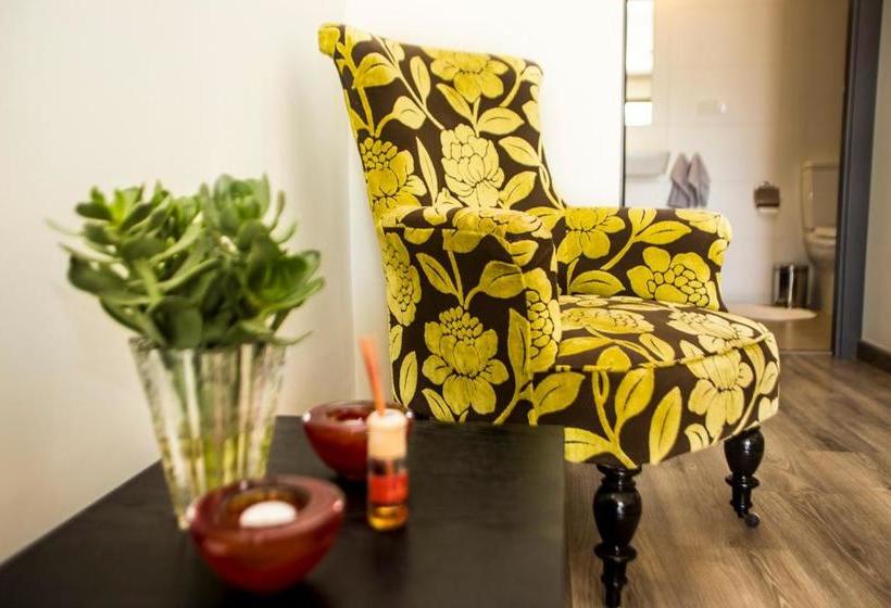 Aparthotel Camp El Planet