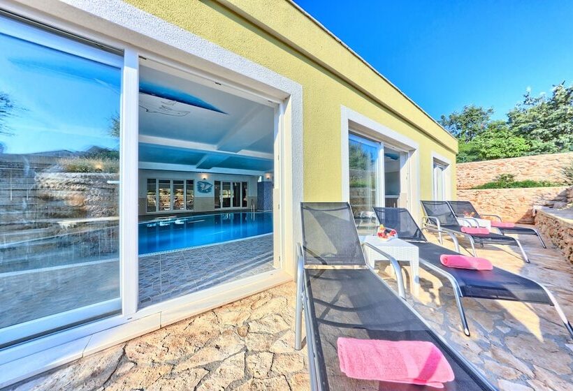 Apartments Cvita Holiday