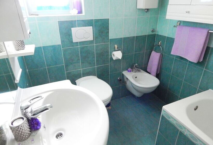 Apartments Cvita Holiday