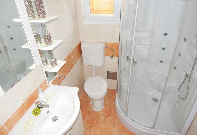 Apartments Cvita Holiday