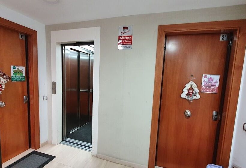 Attic Terrace Bbq, Airport Barcelona, Cerca Playas Castelldefels