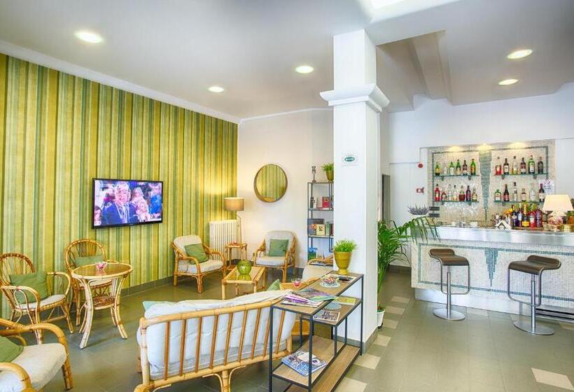 تختخواب و صبحانه Albergo Villa Lucia