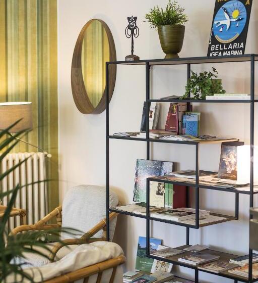 ベッドアンドブレックファースト Albergo Villa Lucia