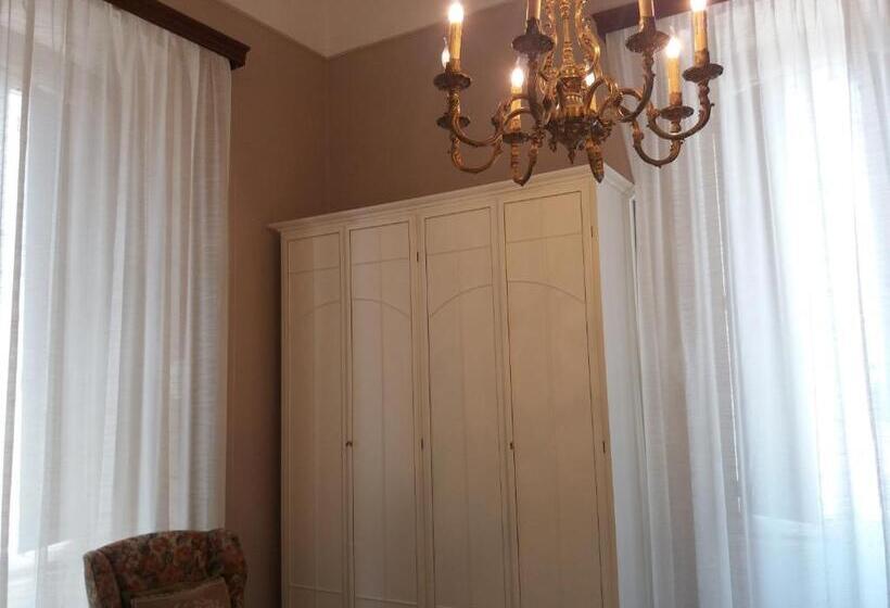 住宿加早餐  Antico Palazzo Spinola